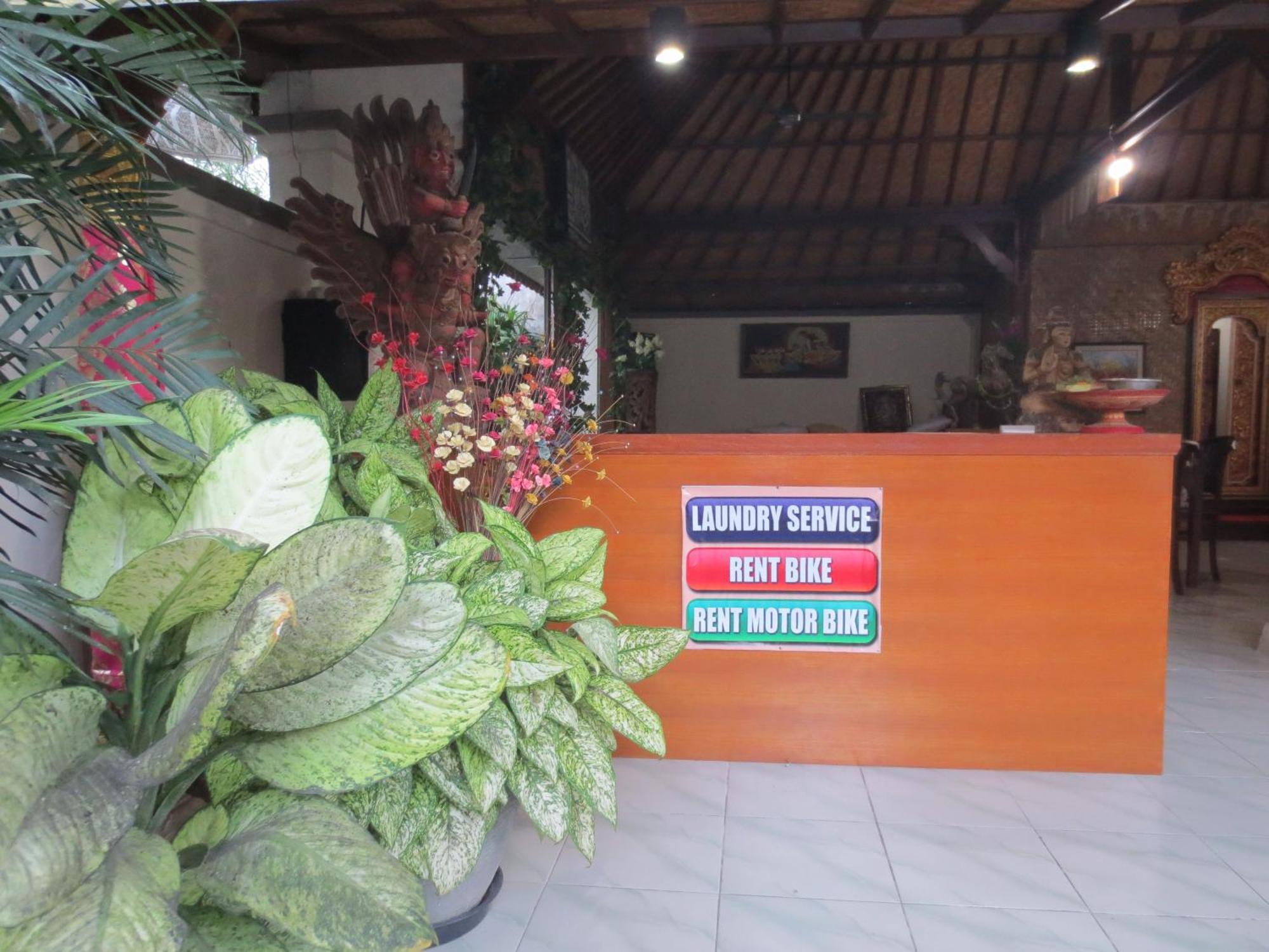 Putri Homestay Sanur Zewnętrze zdjęcie