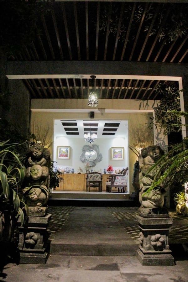 Putri Homestay Sanur Zewnętrze zdjęcie